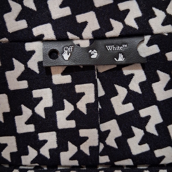 Off-White Formal Bermuda Shorts In Pop- Pattern Size 4 NWT - Picture 5 of 14